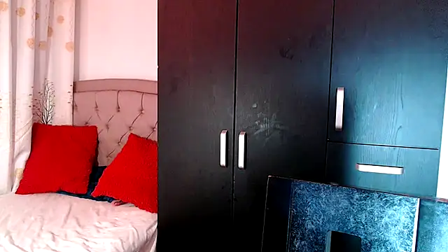 Snapshot of ZajiraShane chatting on March 20, 2025, 6:30 am ZajiraShane online show from March 20, 2025, 6:30 am