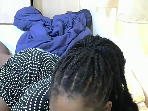 queen-sasha online show from March 20, 2025, 7:03 am