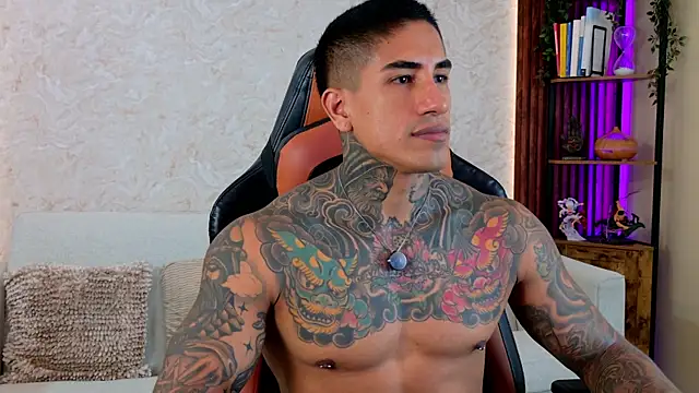 Snapshot of AdanReilly chatting on May 9, 2026, 3:50 pm AdanReilly online show from May 9, 2026, 3:50 pm