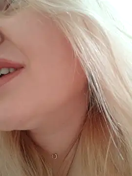 LadyLolyPop  online show from February 28, 2026, 10:27 am