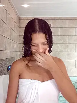 Snapshot of By_Aninha chatting on March 4, 2026, 2:12 pm By Aninha online show from March 4, 2026, 2:12 pm