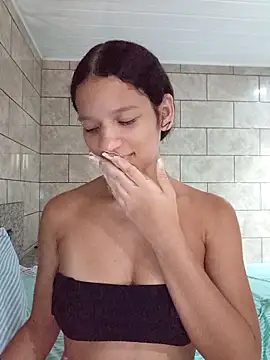 Snapshot of By_Aninha chatting on March 28, 2026, 4:39 pm By Aninha online show from March 28, 2026, 4:39 pm