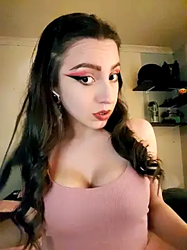 Paudelatorre online show from December 5, 2025, 1:25 am