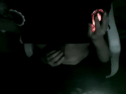 vadszex31 online show from March 12, 2026, 4:13 pm