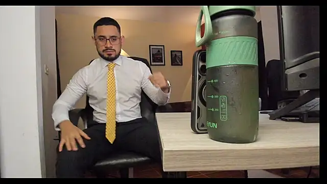 thesexlawyer1 online show from December 5, 2025, 4:21 am