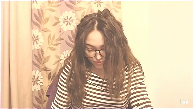 Snapshot of hrnyteacher chatting on January 31, 2025, 7:51 pm hrnyteacher online show from January 31, 2025, 7:51 pm