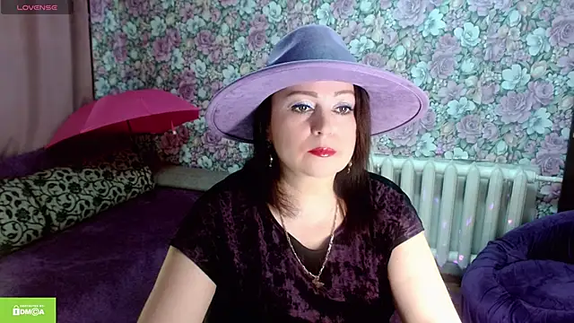 Julia-ru online show from February 3, 2026, 9:20 pm