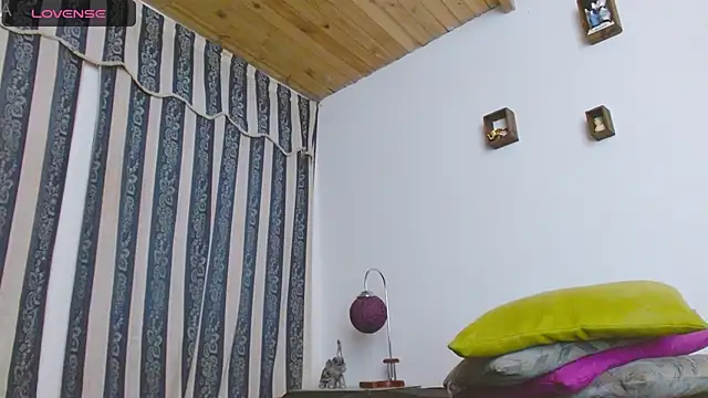 JULYSEX1 online show from December 24, 2024, 8:55 am