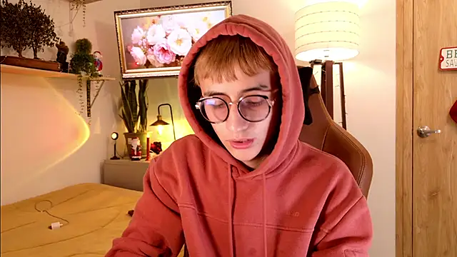 Mr evan1 online show from December 20, 2025, 4:14 pm