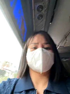 May-Squirt online show from November 18, 2025, 7:02 am