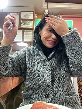 KimKelly13 online show from January 19, 2026, 8:40 am