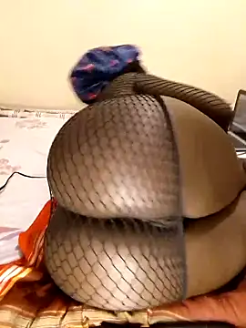 Snapshot of Misskhalifa_ chatting on June 4, 2026, 11:27 am Misskhalifa online show from June 4, 2026, 11:27 am