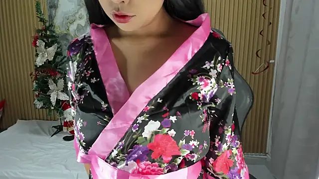 Lili 16 online show from January 9, 2026, 11:02 am