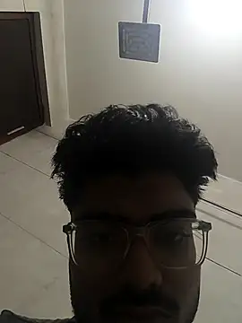 abhirowdy123 online show from November 3, 2025, 3:19 am