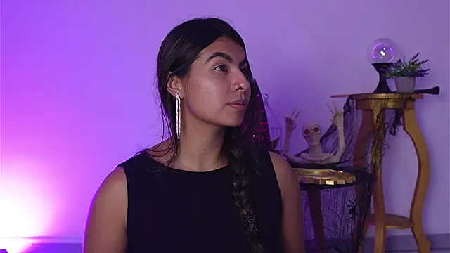 ShelleyMorell online show from October 24, 2025, 2:35 pm