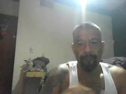 Snapshot of ElMasChingonMX chatting on October 12, 2025, 10:09 pm ElMasChingonMX online show from October 12, 2025, 10:09 pm
