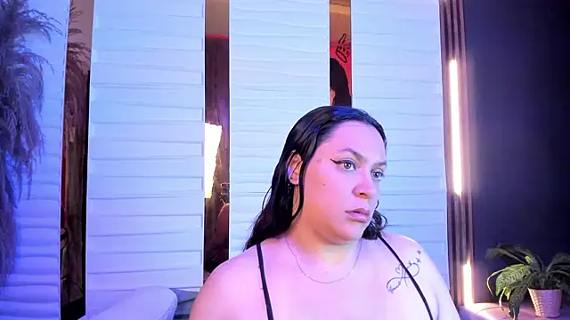 Biiancacox online show from October 25, 2025, 2:52 am