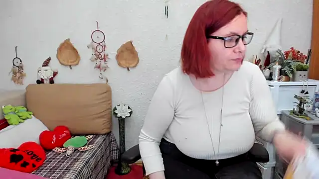 PlayfullMature online show from February 25, 2025, 2:54 pm