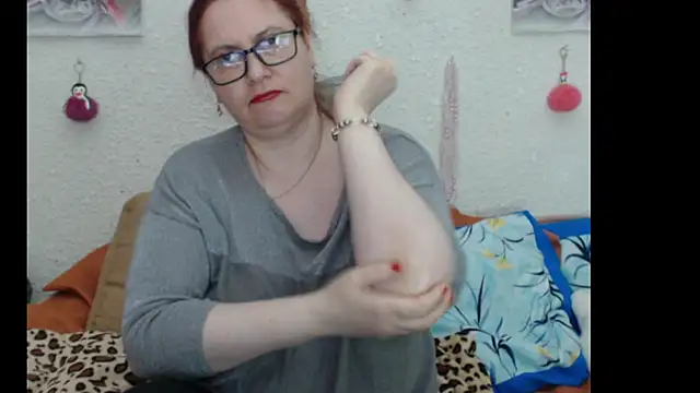 PlayfullMature online show from November 7, 2025, 5:13 pm