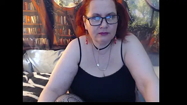 PlayfullMature online show from May 27, 2026, 2:25 pm