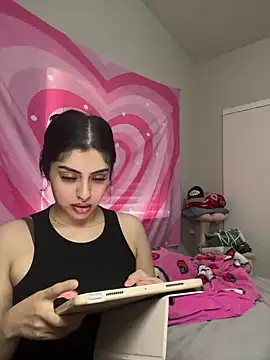 ThickerThanYoBitch online show from January 18, 2025, 3:38 pm