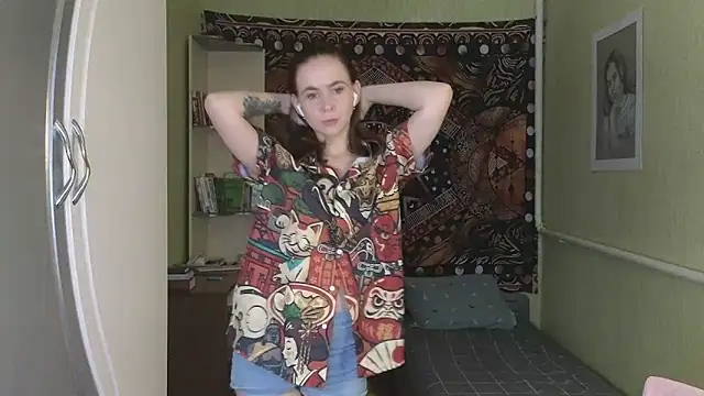 Riley Roo online show from September 14, 2025, 3:33 pm