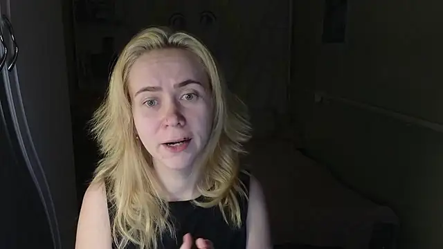 Riley Roo online show from January 15, 2026, 3:49 pm