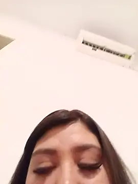 Snapshot of ma_limaaa234 chatting on July 8, 2026, 3:33 am ma limaaa234 online show from July 8, 2026, 3:33 am