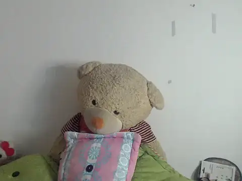 samantha2207 online show from December 5, 2024, 7:05 am