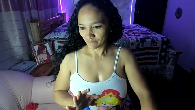 rayza mature 154 online show from March 2, 2025, 1:26 am