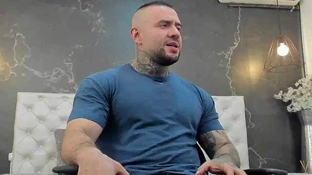 BruceDallas online show from March 1, 2025, 1:53 am