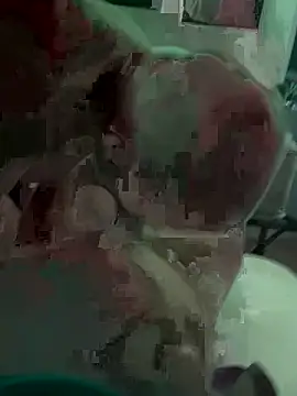 Snapshot of Mune_Raez_6 chatting on October 3, 2025, 7:11 pm Mune Raez 6 online show from October 3, 2025, 7:11 pm