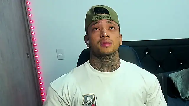 Stiven collins online show from February 26, 2025, 6:15 am