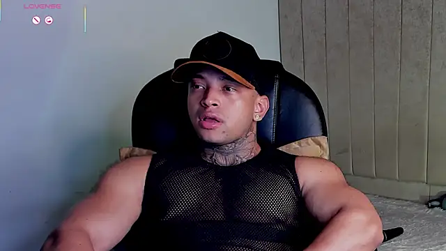 Stiven collins online show from April 26, 2026, 4:32 am