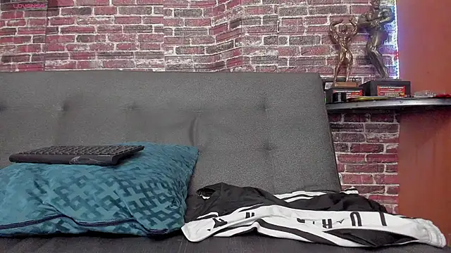 curt xxx online show from January 21, 2025, 6:11 am