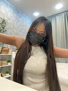 Snapshot of Monalisadon018 chatting on December 13, 2024, 5:49 am Monalisadon018 online show from December 13, 2024, 5:49 am