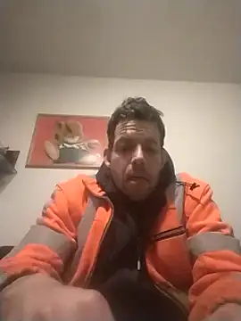 Knuffelstaaf123 online show from February 4, 2025, 7:55 pm