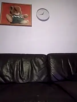 Knuffelstaaf123 online show from February 25, 2025, 11:44 pm