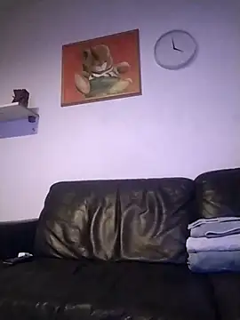 Knuffelstaaf123 online show from February 10, 2026, 4:11 pm