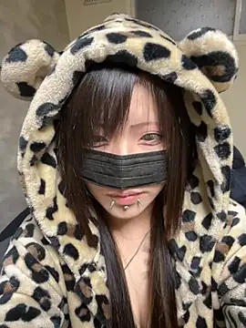 Snapshot of miyabi_room chatting on June 7, 2026, 12:20 pm miyabi room online show from June 7, 2026, 12:20 pm