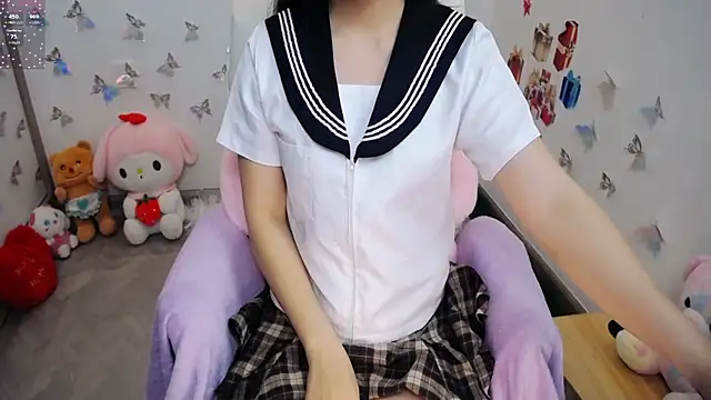  Mizuki  online show from March 25, 2026, 4:13 pm