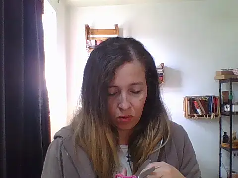 charlott ponce online show from January 8, 2026, 7:27 pm