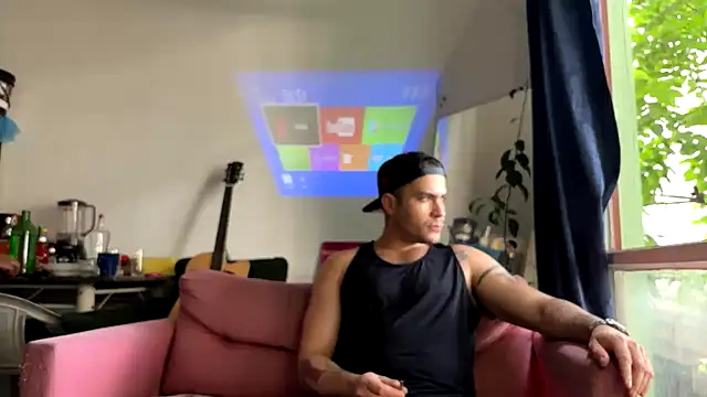 Snapshot of gerson173Hugo chatting on March 22, 2025, 6:58 pm gerson173Hugo online show from March 22, 2025, 6:58 pm