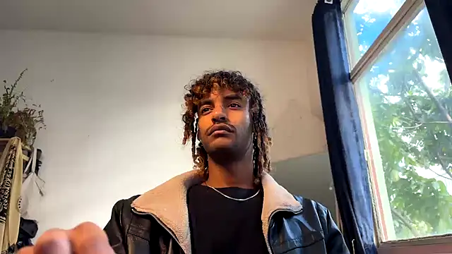 Snapshot of gerson173Hugo chatting on September 26, 2025, 9:46 am gerson173Hugo online show from September 26, 2025, 9:46 am