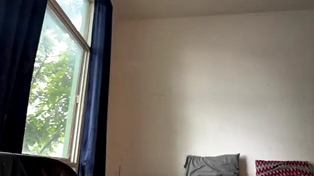 Snapshot of gerson173Hugo chatting on October 27, 2025, 1:15 pm gerson173Hugo online show from October 27, 2025, 1:15 pm