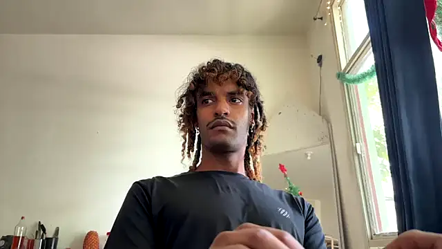 Snapshot of gerson173Hugo chatting on November 28, 2025, 11:13 am gerson173Hugo online show from November 28, 2025, 11:13 am