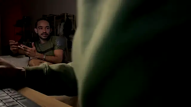 Snapshot of gerson173Hugo chatting on December 18, 2025, 11:33 pm gerson173Hugo online show from December 18, 2025, 11:33 pm