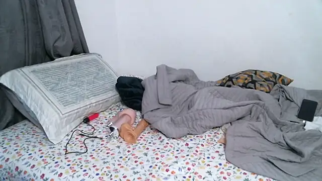 chicantonella online show from September 14, 2025, 11:26 pm