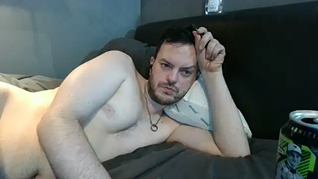 Snapshot of TheSaneDazza chatting on July 18, 2026, 12:48 am TheSaneDazza online show from July 18, 2026, 12:48 am