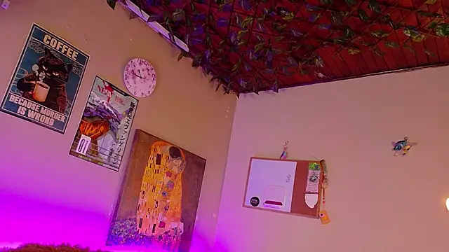 maryberry   online show from September 25, 2025, 3:43 am